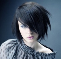 Emo-girl-black-hair